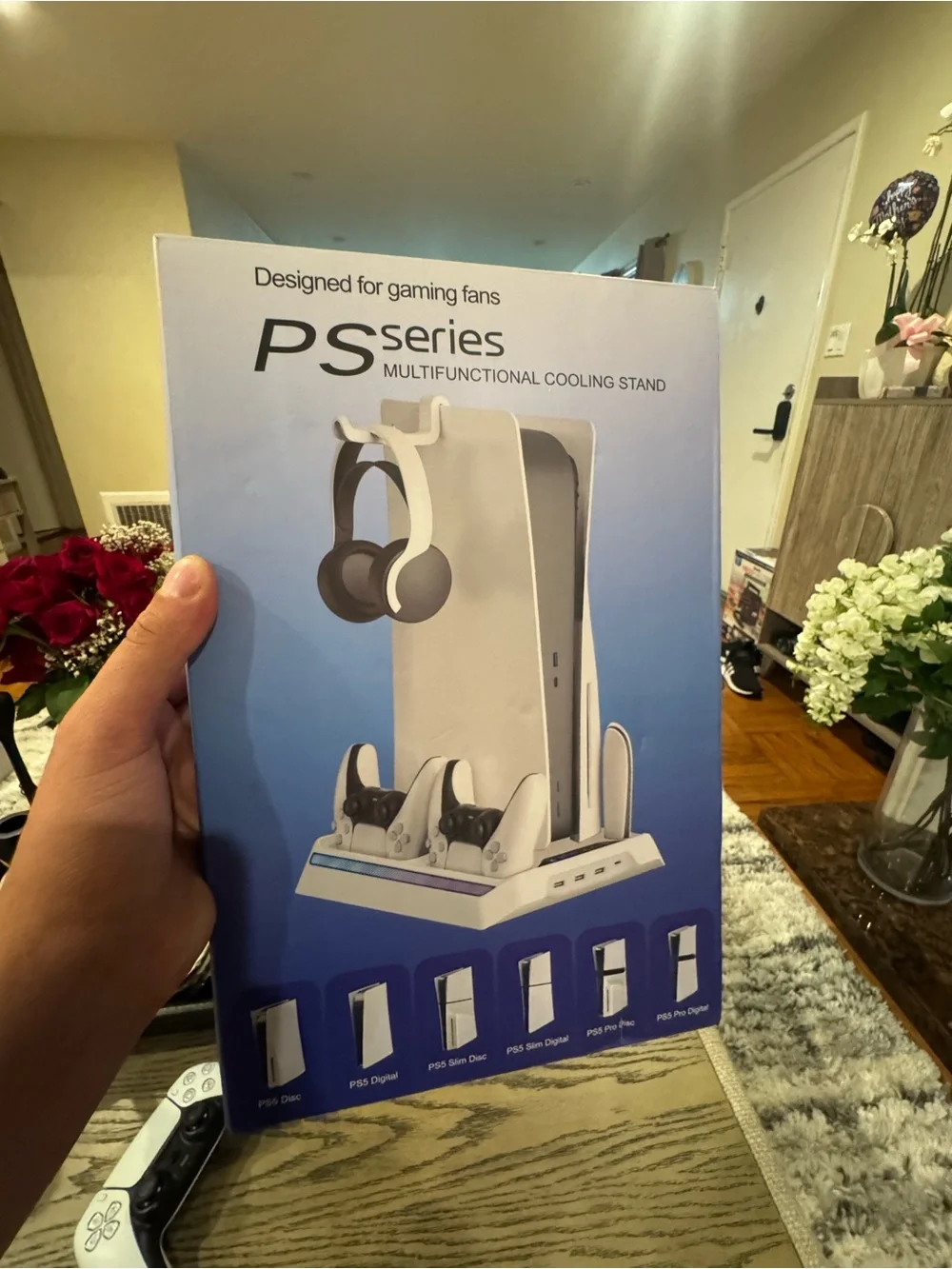 PlayStation 5 Vertical Console & Controller Charging Station - White